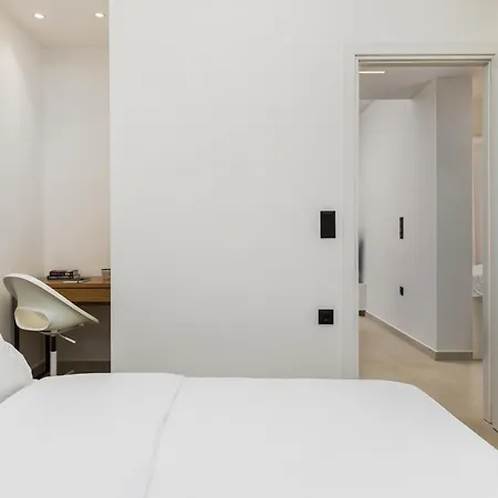 Solange By Halu! 2-bd Next To Metro Station Thessalonique
