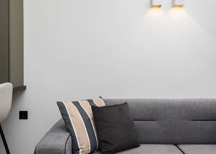 Solange By Halu! 2-bd Next To Metro Station * 塞萨洛尼基